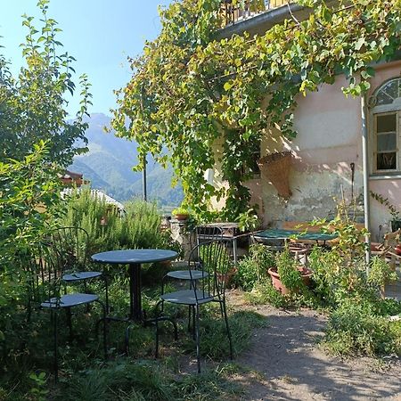 La Capinera Bed & Breakfast Muggio Екстериор снимка